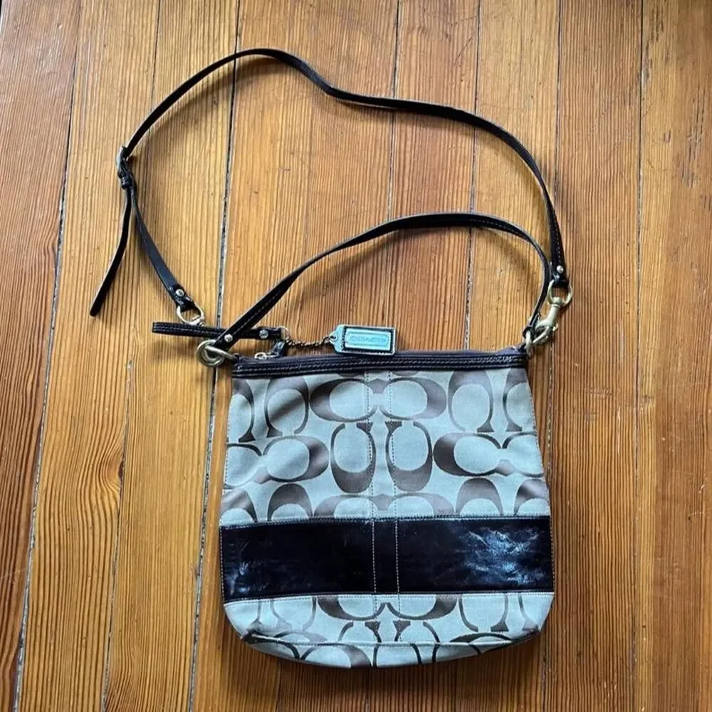 Coach Women's Brown and Tan Bag